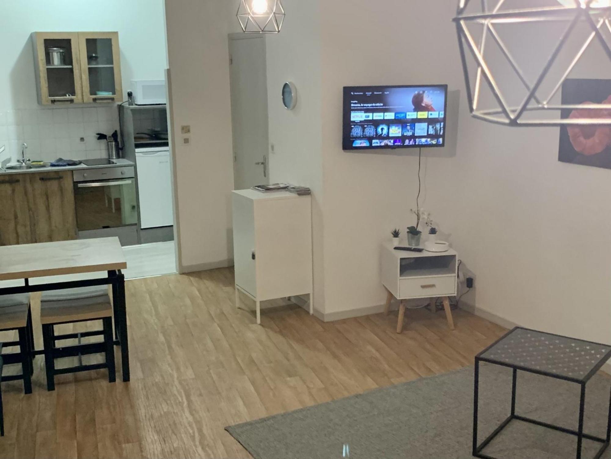 Cosy - Hypercentre - Calme - 50m2 - Wi-fi * Graulhet
